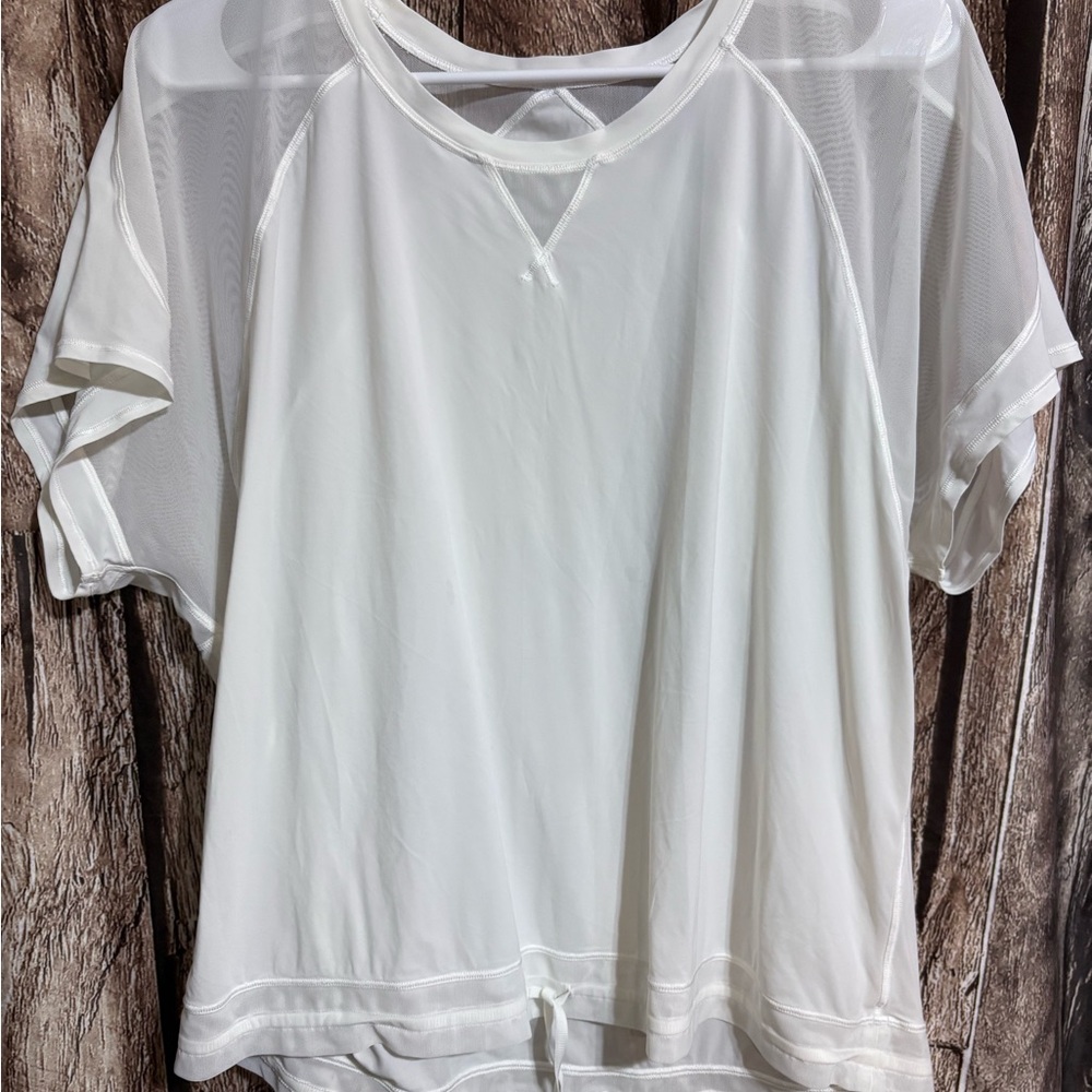 Lululemon women’s top